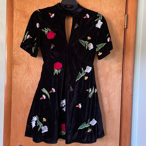 frock and frill Dresses & Skirts - Modcloth velvet embroidered backless dress